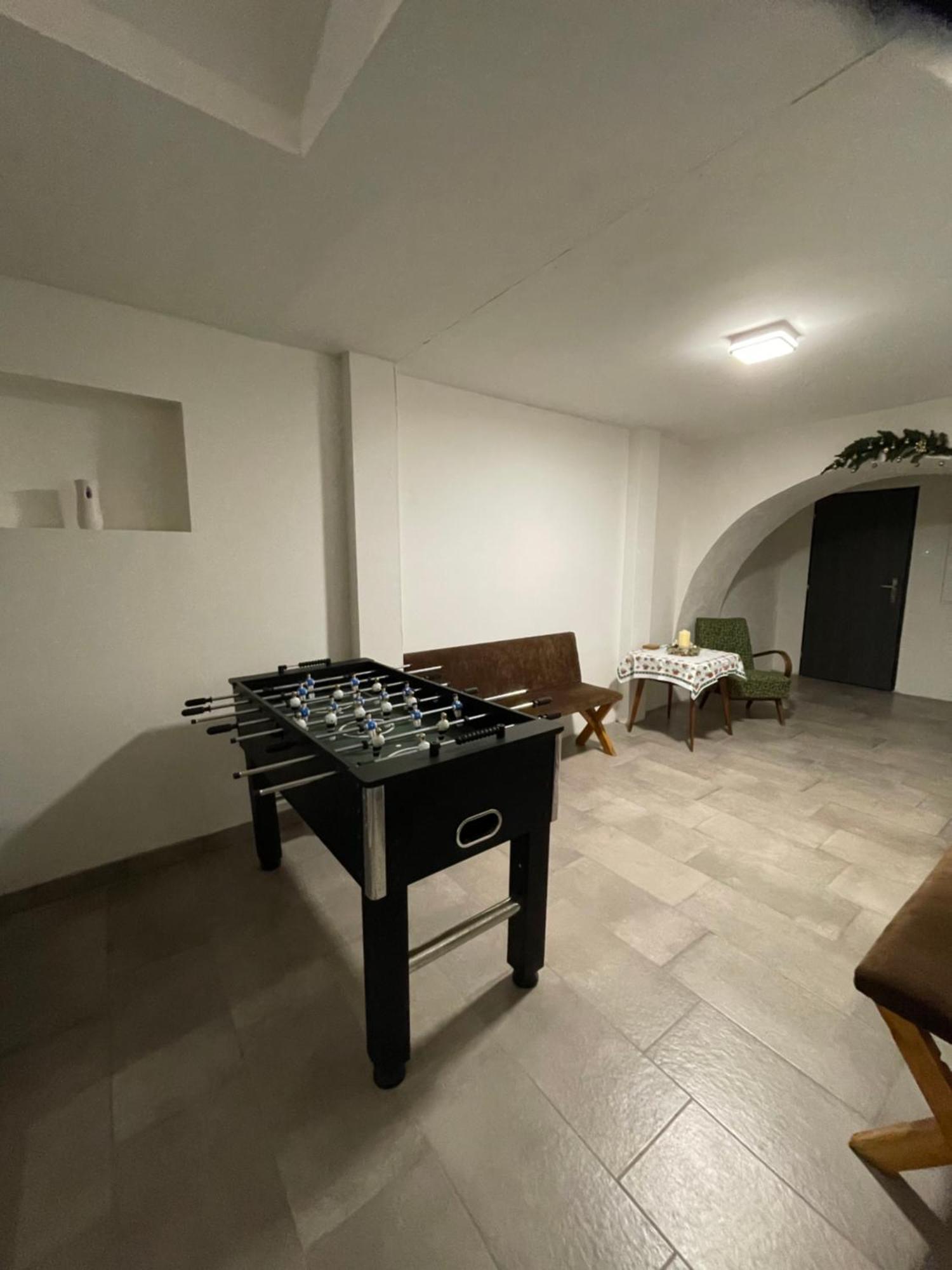 Maison d'hôtes Zu Hause à Vrbov Extérieur photo